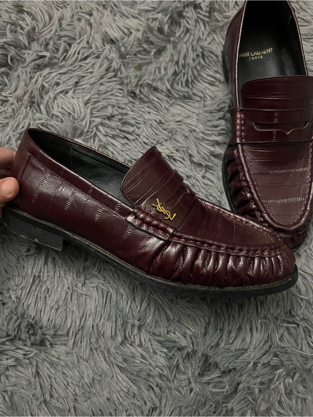 saint laurent ysl le loafers in burgundy
